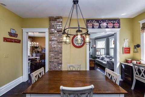 1028 N Wheaton Ave, Wheaton, IL 60187 photo 15