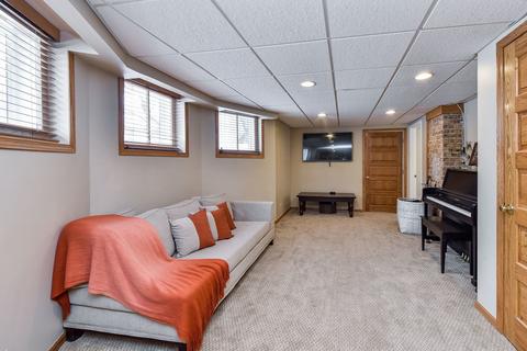 1028 N Wheaton Ave, Wheaton, IL 60187 photo 36