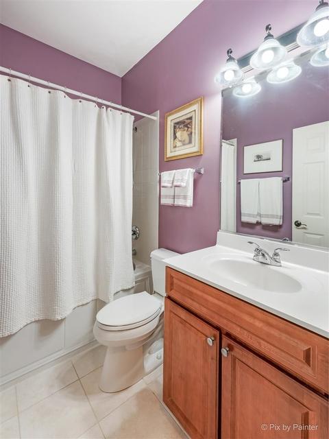 302 Broadmoor Ln, Bartlett, IL 60103 photo 20