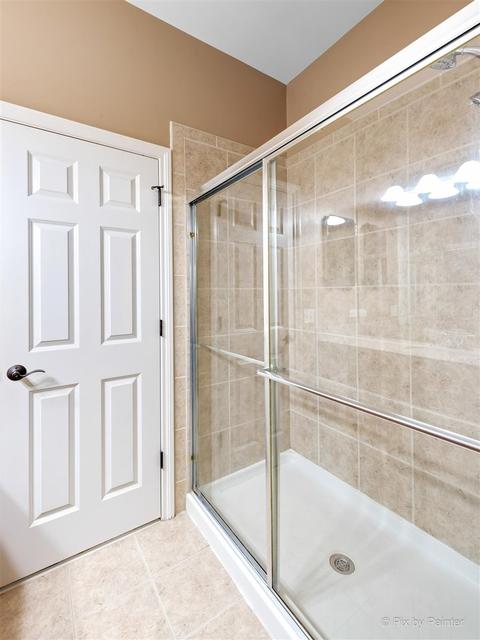 302 Broadmoor Ln, Bartlett, IL 60103 photo 17