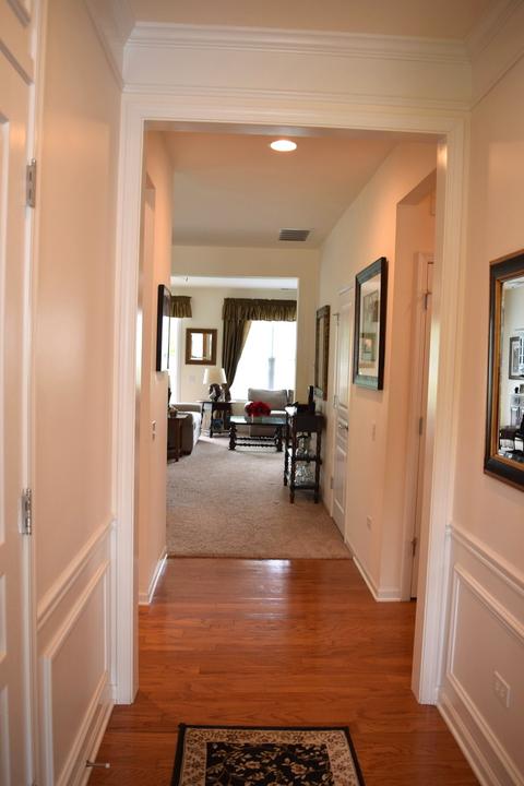 2775 Beacon Point Cir, Elgin, IL 60124 photo 13