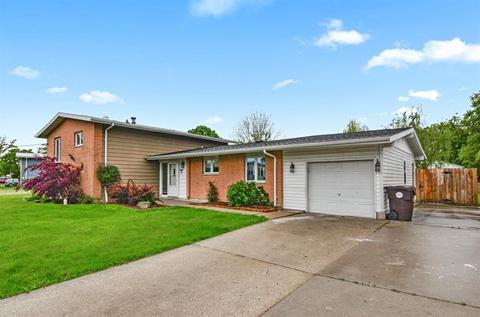 1510 S Pointe Dr, Rantoul, IL 61866 photo 1