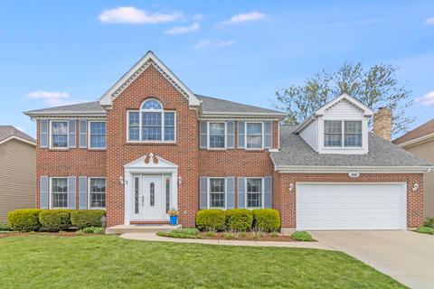 1841 Ranchview Dr, Naperville, IL 60565 photo 1