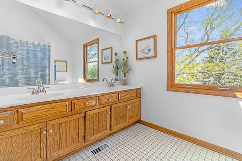 1841 Ranchview Dr, Naperville, IL 60565 photo 19