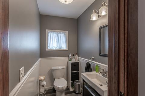 629 5th St, Aurora, IL 60505 photo 17