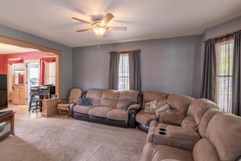 629 5th St, Aurora, IL 60505 photo 5