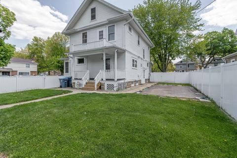 629 5th St, Aurora, IL 60505 photo 2