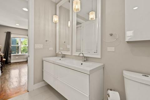 641 E Bowen Ave, Chicago, IL 60653 photo 24