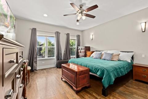 641 E Bowen Ave, Chicago, IL 60653 photo 21