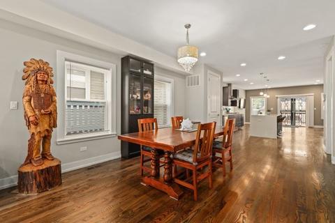 641 E Bowen Ave, Chicago, IL 60653 photo 10