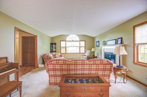 2107 E 39th St, Sterling, IL 61081 photo 17