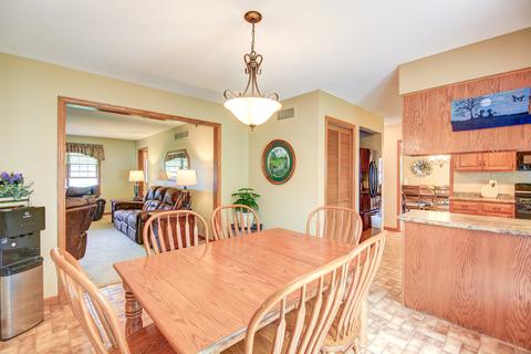2107 E 39th St, Sterling, IL 61081 photo 9
