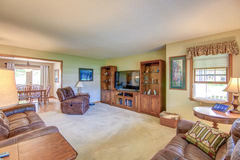 2107 E 39th St, Sterling, IL 61081 photo 6