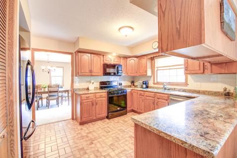 2107 E 39th St, Sterling, IL 61081 photo 10