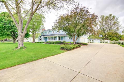 2107 E 39th St, Sterling, IL 61081 photo 2