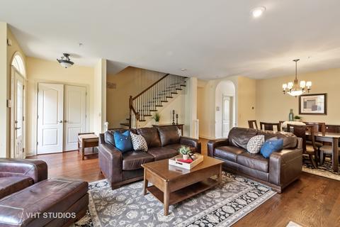 1711 Dewes St, Glenview, IL 60025 photo 6
