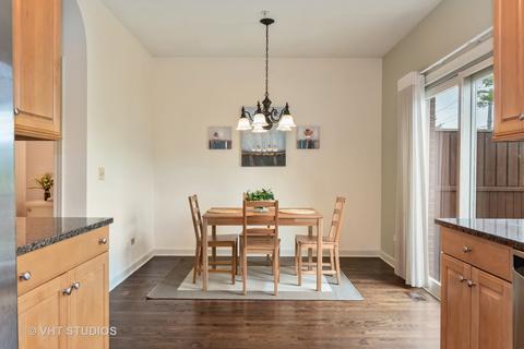 1711 Dewes St, Glenview, IL 60025 photo 9
