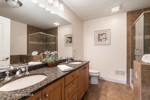 1711 Dewes St, Glenview, IL 60025 photo 12