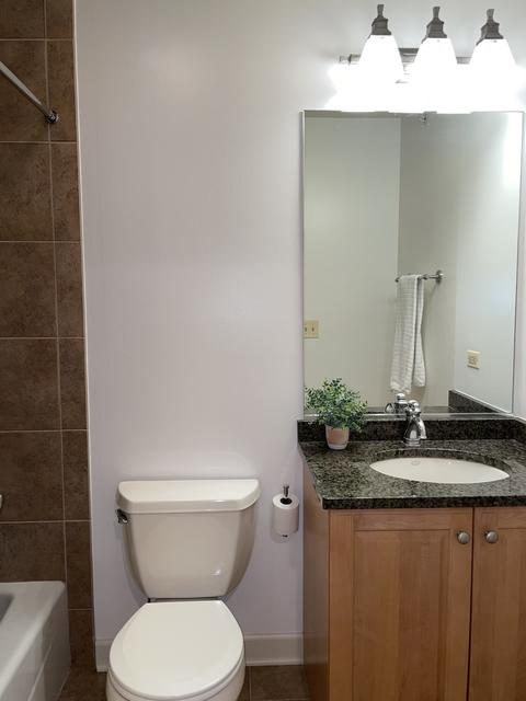 1711 Dewes St, Glenview, IL 60025 photo 14