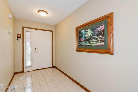 23123 Judith Ct, Plainfield, IL 60586 photo 2