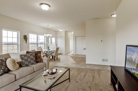 910 Camden St, Mchenry, IL 60050 photo 5