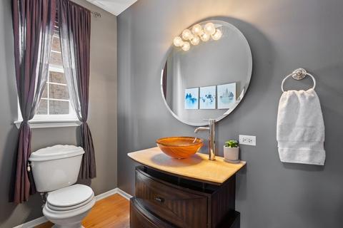 1708 W Devon Ave, Chicago, IL 60660 photo 8