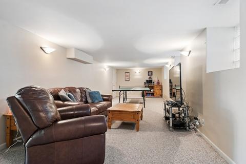 1708 W Devon Ave, Chicago, IL 60660 photo 19