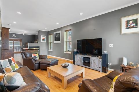 1708 W Devon Ave, Chicago, IL 60660 photo 3