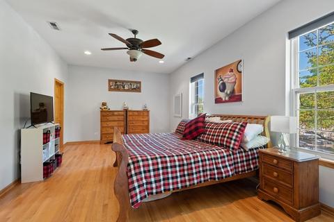 1708 W Devon Ave, Chicago, IL 60660 photo 12