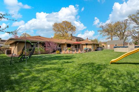 450 E Oriole Ave, Elmhurst, IL 60126 photo 10