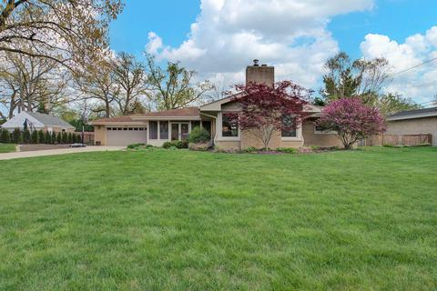 450 E Oriole Ave, Elmhurst, IL 60126 photo 3
