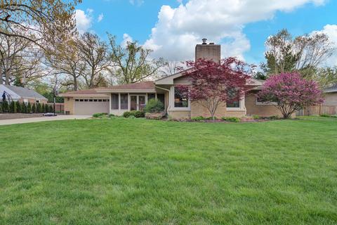 450 E Oriole Ave, Elmhurst, IL 60126 photo 4