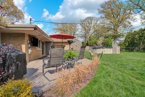 450 E Oriole Ave, Elmhurst, IL 60126 photo 12