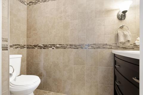 1182 Leicester Ct, Wheaton, IL 60189 photo 16