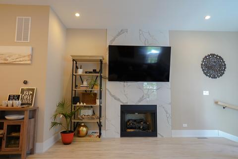 505 E 43rd St, Chicago, IL 60653 photo 11