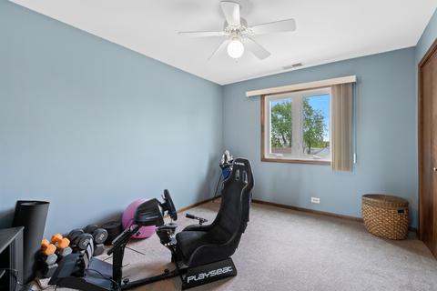 1302 E Washington St #A2, Des Plaines, IL 60016 photo 11