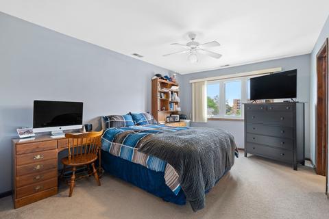 1302 E Washington St #A2, Des Plaines, IL 60016 photo 7