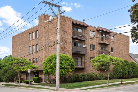 1302 E Washington St #A2, Des Plaines, IL 60016 photo 1