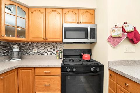 2406 Lilac St, Mchenry, IL 60051 photo 5