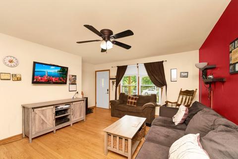 2406 Lilac St, Mchenry, IL 60051 photo 3