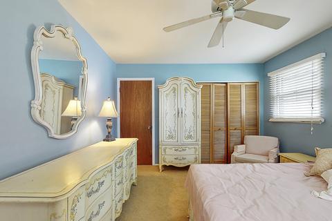 413 Norman Ct, Des Plaines, IL 60016 photo 15
