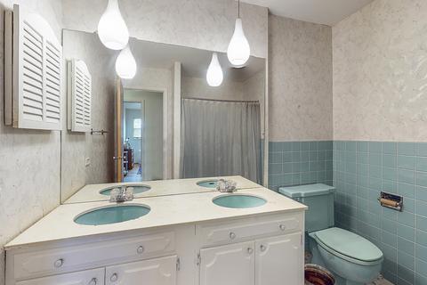 413 Norman Ct, Des Plaines, IL 60016 photo 20