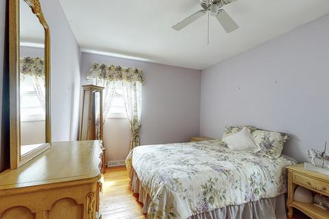 413 Norman Ct, Des Plaines, IL 60016 photo 17
