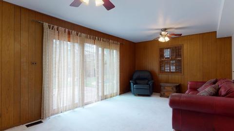 413 Norman Ct, Des Plaines, IL 60016 photo 9