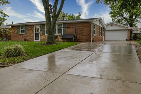 308 E Oak St, Downs, IL 61736 photo 12