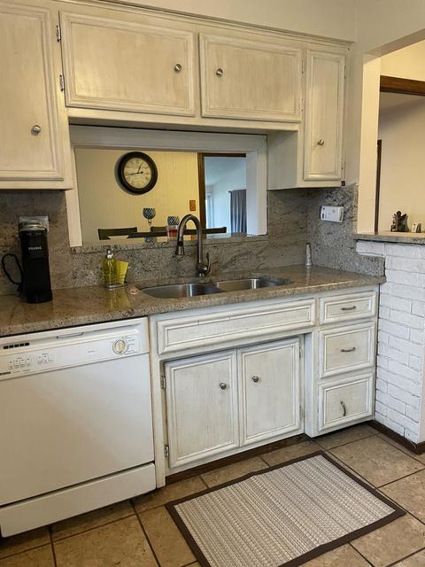 7530 Beloit Ave, Bridgeview, IL 60455 photo 5