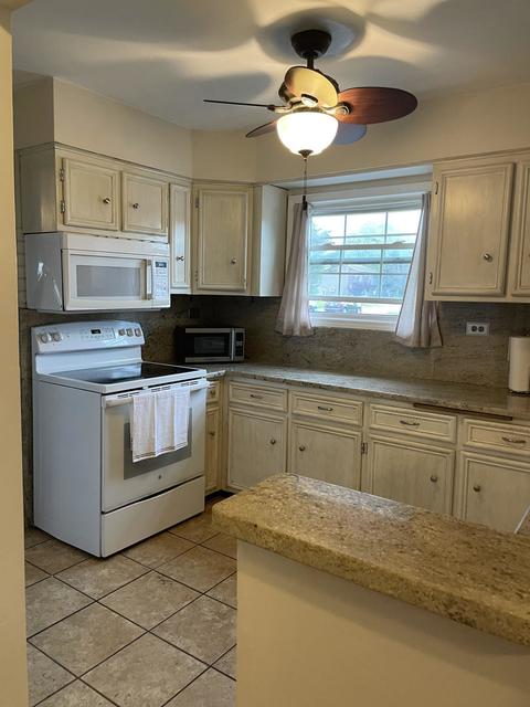7530 Beloit Ave, Bridgeview, IL 60455 photo 6
