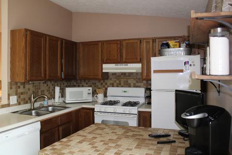 2005 Juniper Ln, Bloomington, IL 61701 photo 9