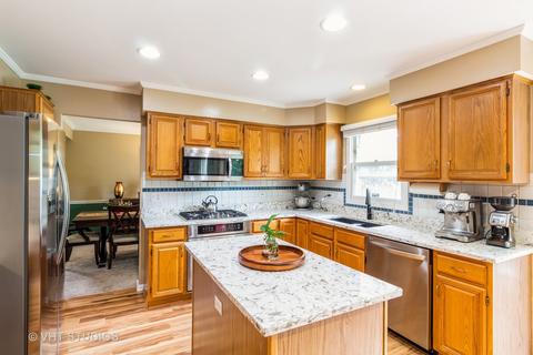 5301 Elliott Dr, Hoffman Estates, IL 60192 photo 6