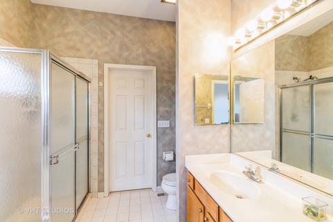 5301 Elliott Dr, Hoffman Estates, IL 60192 photo 13